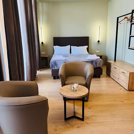 Manhattan Room & Suite Μπάρι Εξωτερικό φωτογραφία